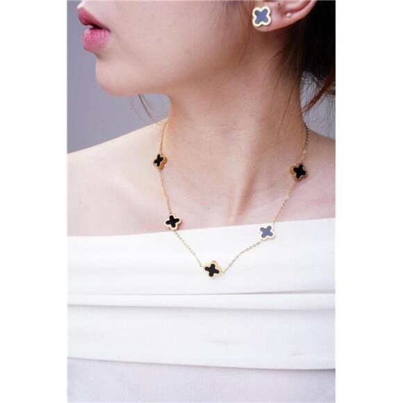 Clover Jewelry Set 18K Gold Plated Stainless Steel Necklace with Flower Design - Picture 4 of 6